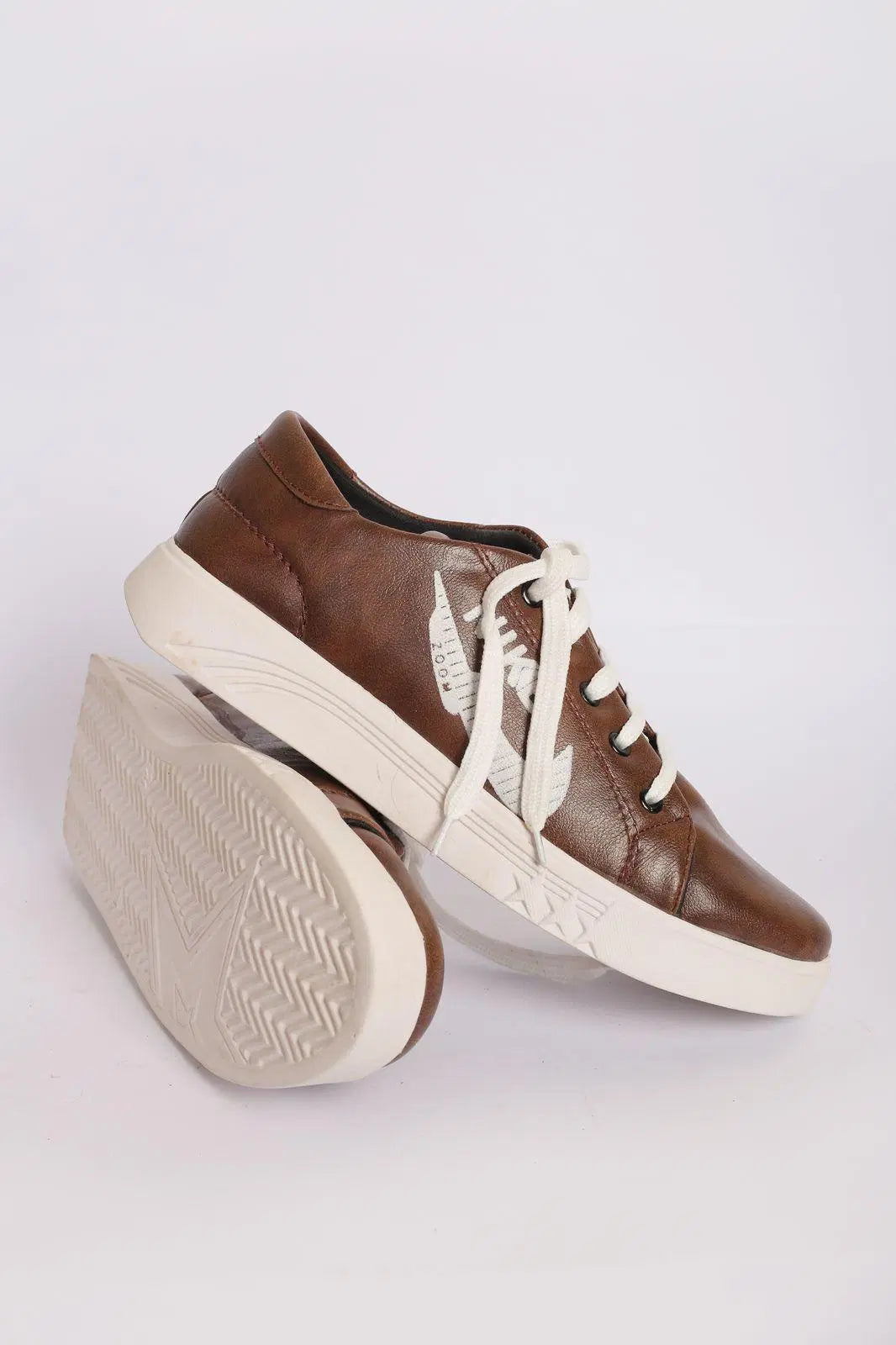 Stylish Men's Brown Synthetic Leather Sneakers