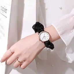 Women's Quartz Water Resistant Bracelet Watch