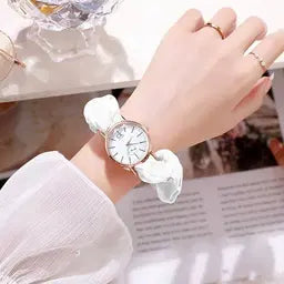 Women's Quartz Water Resistant Bracelet Watch